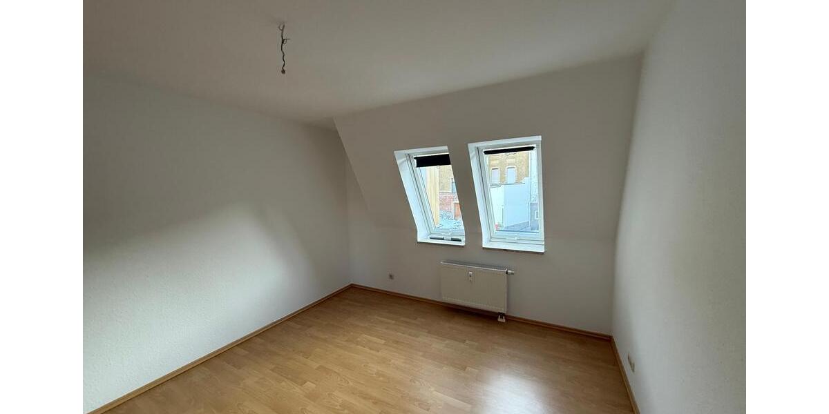 Dachgeschoßwohnung Greiz - 2 Zimmer, 50 m&sup2;, 289&euro; | Angebot:24511704