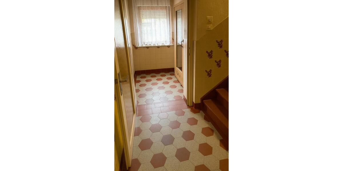 Einfamilienhaus Bad Klosterlausnitz - 5 Zimmer, 100 m&sup2;, 90.000&euro; | Angebot:26990262