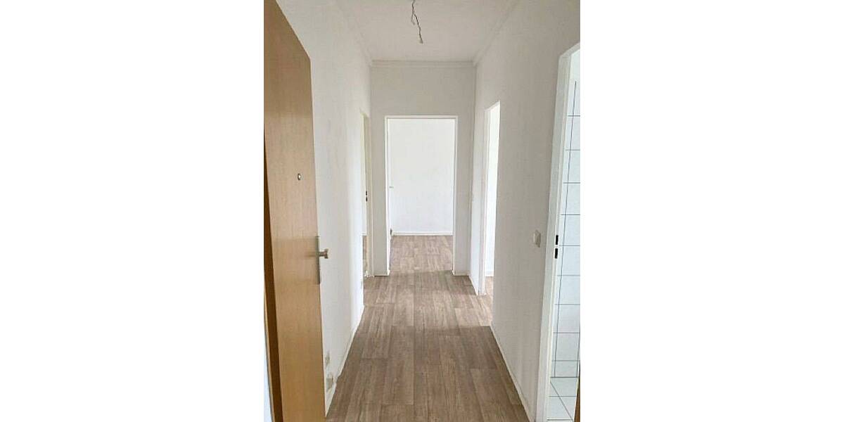 Etagenwohnung Hermsdorf - 3 Zimmer, 60 m&sup2;, 340&euro; | Angebot:26824936