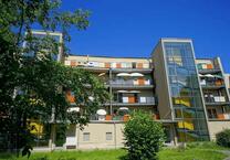 helle 1-Raum Wohnung mit großem Balkon im ruhigen Hinterhaus