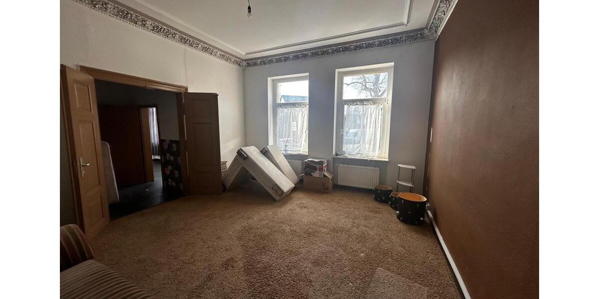 Hochparterre Crimmitschau - 2 Zimmer, 72 m&sup2;, 400&euro; | Angebot:26287903