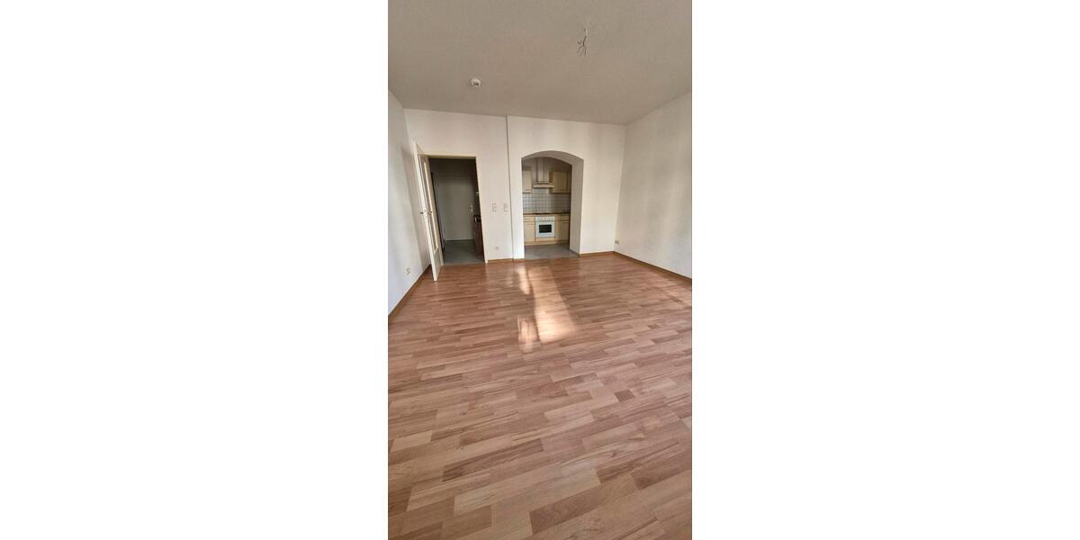Etagenwohnung Gera Debschwitz - 1 Zimmer, 37 m&sup2;, 290&euro; | Angebot:25264870