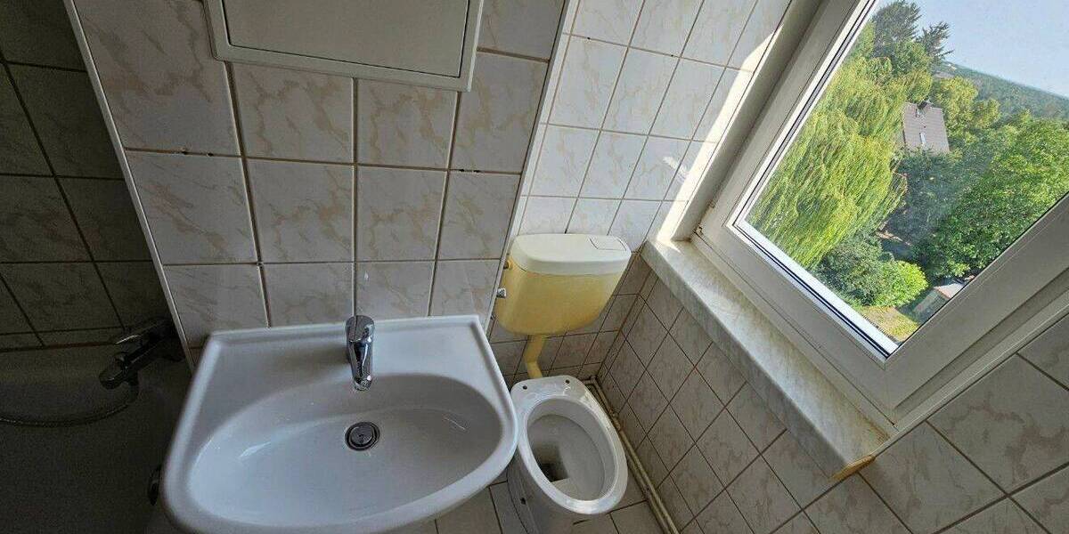 Etagenwohnung Altenburg Südost - 3 Zimmer, 59 m&sup2;, 335&euro; | Angebot:26741635