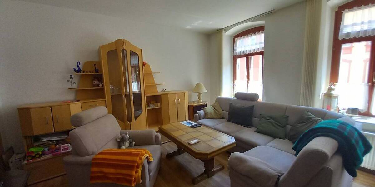 Etagenwohnung Crimmitschau - 2 Zimmer, 38 m&sup2;, 229&euro; | Angebot:25996139