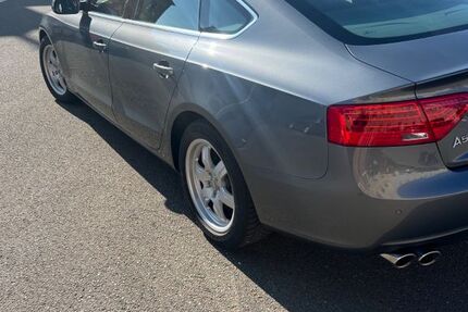 Audi A5 247.000 km 9.900 &euro; Neukirchen 08459