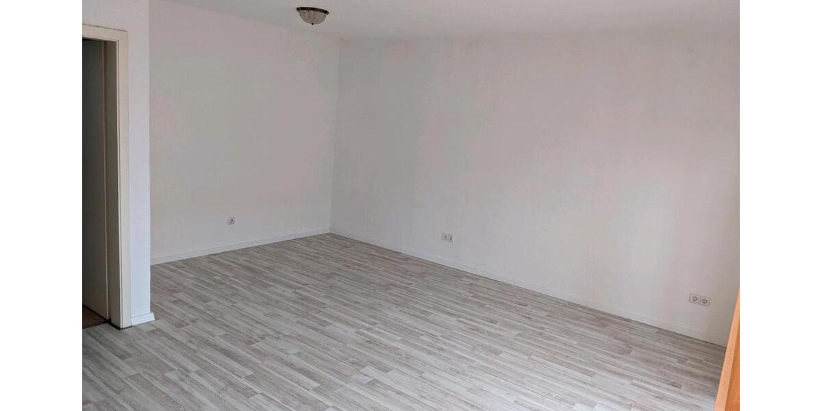 Reihenhaus Werdau - 5 Zimmer, 125 m&sup2;, 209.000&euro; | Angebot:27001786