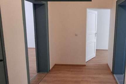 Wohnung Gera Debschwitz - 3 Zimmer, 65 m&sup2;, 420&euro; | Angebot:26262714