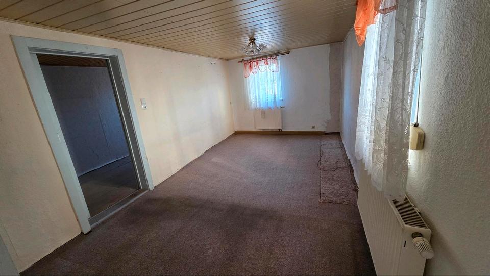 Einfamilienhaus Mohlsdorf-Teichwolframsdorf Teichwolframsdorf - 7 Zimmer, 180 m&sup2;, 81.000&euro; | Angebot:26039274