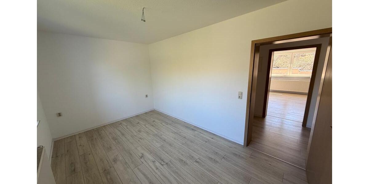 Etagenwohnung Weida - 2 Zimmer, 52 m&sup2;, 315&euro; | Angebot:26072433