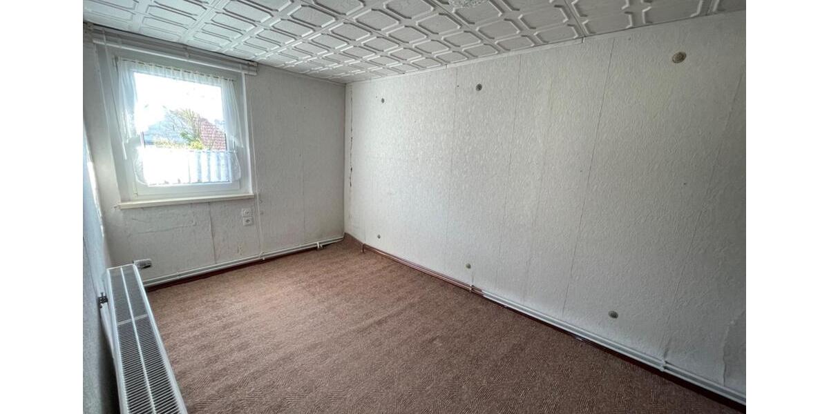 Einfamilienhaus Rositz - 5 Zimmer, 118 m&sup2;, 120.000&euro; | Angebot:26238158