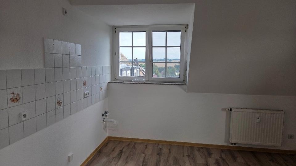 Maisonettenwohnung Mohlsdorf-Teichwolframsdorf Teichwolframsdorf - 2 Zimmer, 60 m&sup2;, 380&euro; | Angebot:26426112