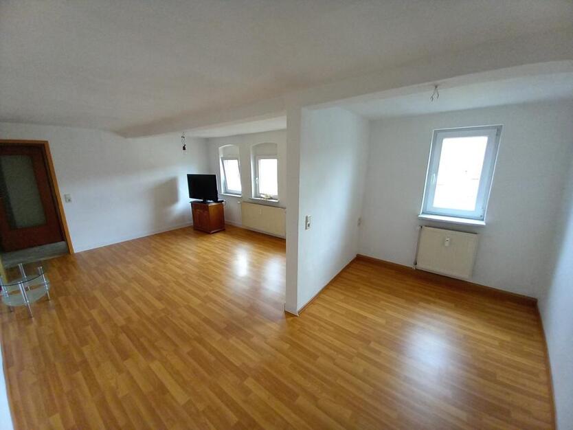 renovierte 2-Zimmer Wohnung mit Einbauküche in der Mannichswalder Str., ab sofort beziehbar!!!