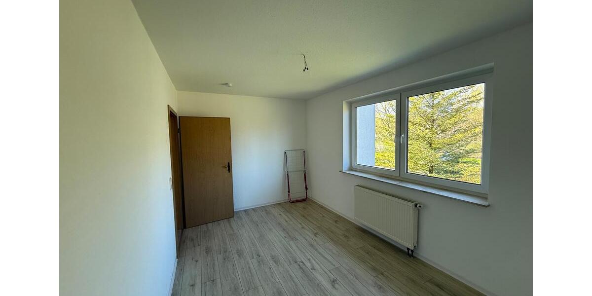 Etagenwohnung Weida - 2 Zimmer, 52 m&sup2;, 315&euro; | Angebot:26072433