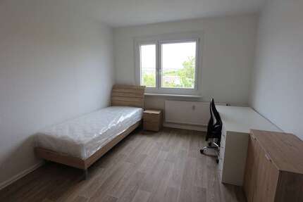 Wohnung Gera Bieblach-Ost - 1 Zimmer, 29 m&sup2;, 230&euro; | Angebot:26795217