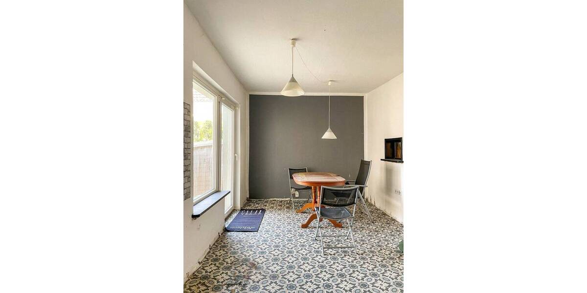Reihenmittelhaus Meerane - 8 Zimmer, 200 m&sup2;, 79.000&euro; | Angebot:26388194