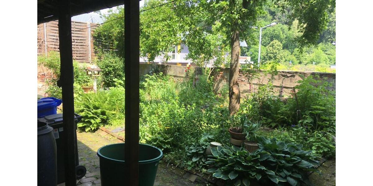 Reihenhaus Meerane - 9 Zimmer, 120 m&sup2;, 39.900&euro; | Angebot:25378971
