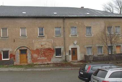 Haus zum Kaufen in Ronneburg 49.000 € 560 m² 8 zimmer