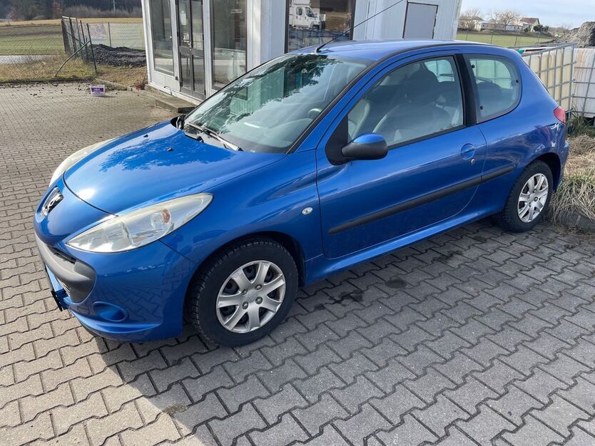 Peugeot 206 178.743 km 1.995 € Bürgel OT Silbertal 07616
