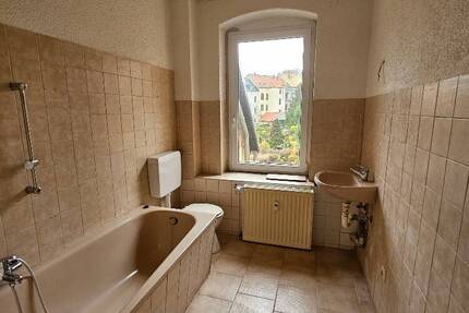 Haus Altenburg - 1 Zimmer, 412 m&sup2;, 150.000&euro; | Angebot:26092445