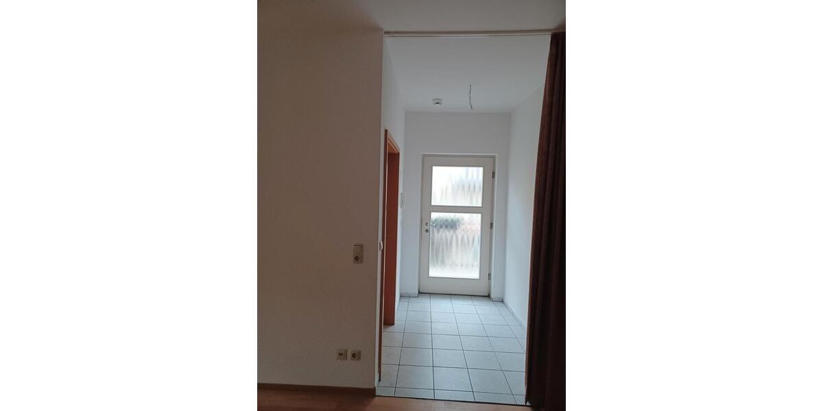 Etagenwohnung Altenburg - 2 Zimmer, 45 m&sup2;, 320&euro; | Angebot:26699996