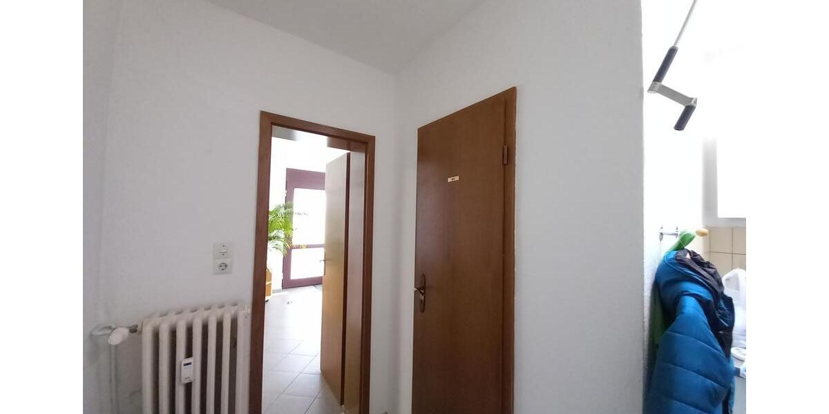 niedlicher Laden Büro im Zentrum von Crimmitschau mit 2 Räumen + Küche und Toilette, ab 01.11.2025 zimmer