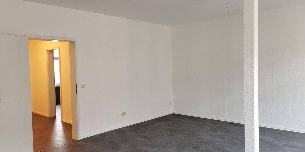 Etagenwohnung Gera Debschwitz - 3 Zimmer, 92 m&sup2;, 590&euro; | Angebot:26154514