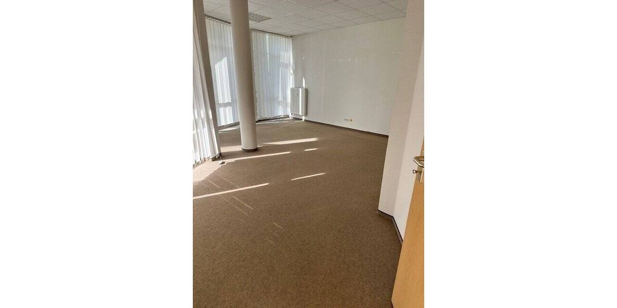 Gewerbeobjekt Meerane Crotenlaide - 3 Zimmer, 125 m&sup2;, 85.000&euro; | Angebot:24056804