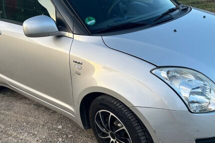 Suzuki Swift 70.000 km 5.000 &euro; Mertendorf 07619