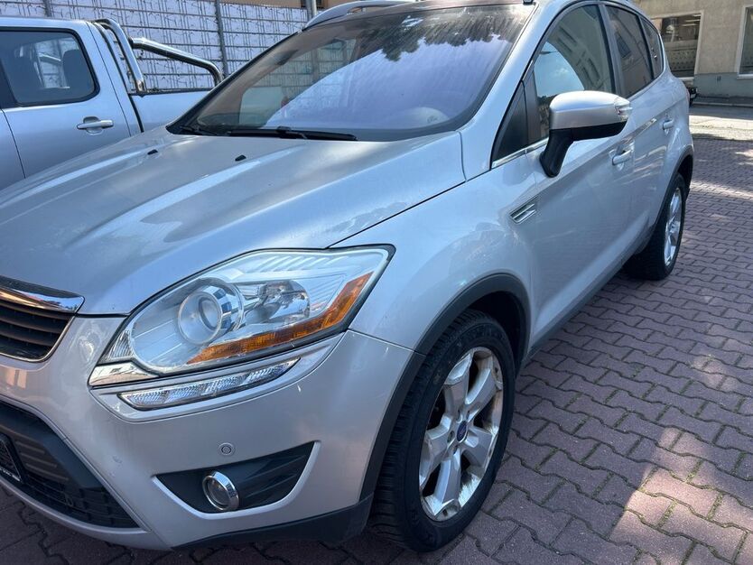 Ford Kuga 251.000 km 5.500 € zwickau 08064