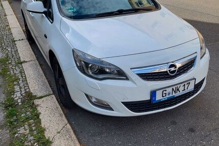 Opel Astra 157.000 km 6.800 € Gera 07551