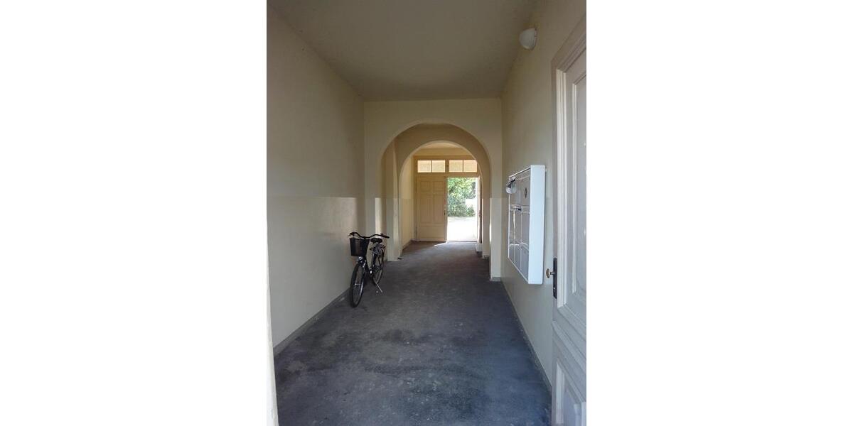möblierte 2-Zimmer-Wohnung mit Balkon nahe des Zentrums! - Etagenwohnung Gera Pforten | Angebot:26384997