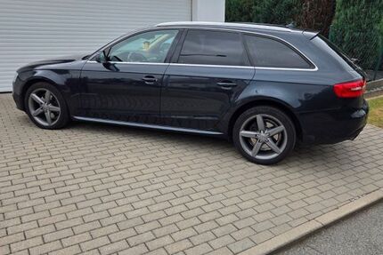 Audi A4 198.900 km 11.500 € Werdau 08412