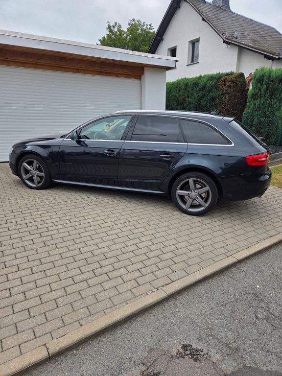 Audi A4 198.900 km 11.500 € Werdau 08412