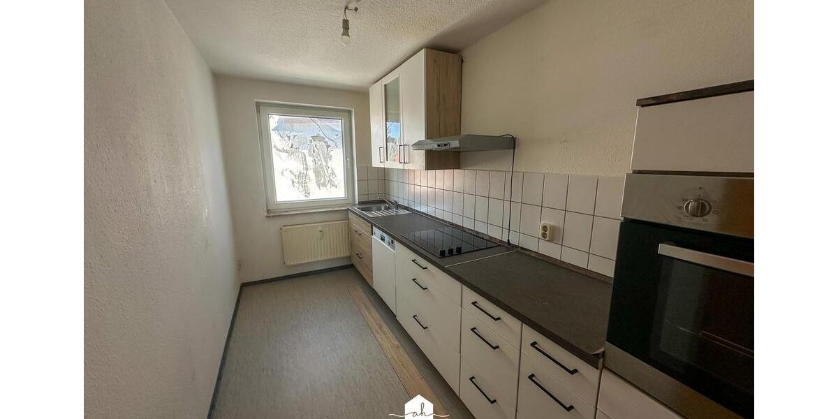 Dachgeschoßwohnung Gera - 3 Zimmer, 81 m&sup2;, 420&euro; | Angebot:26440892