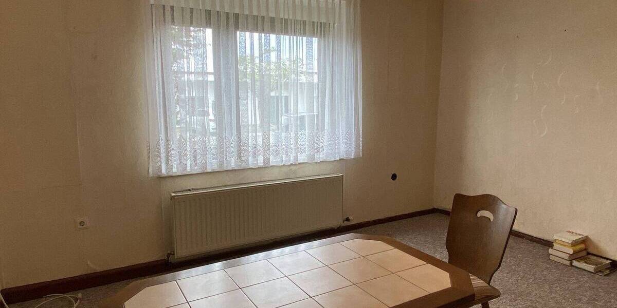 Doppelhaushälfte Mertendorf - 4 Zimmer, 80 m&sup2;, 69.000&euro; | Angebot:25834955