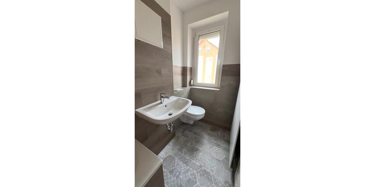 Etagenwohnung Gößnitz - 3 Zimmer, 62 m&sup2;, 360&euro; | Angebot:26378184