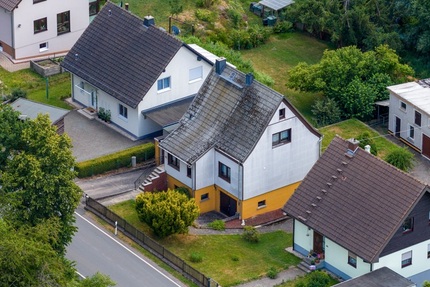 Ihr neues Zuhause in Gera: Einfamilienhaus mit Garage und praktischem Nebengelass! - Haus Gera Zwötzen | Angebot:26252810