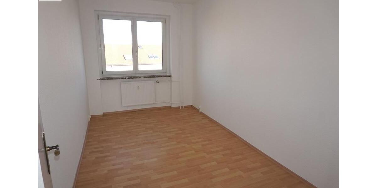 Etagenwohnung Eisenberg - 4 Zimmer, 77 m&sup2;, 105.000&euro; | Angebot:22066999