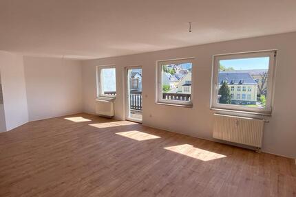 Wohnung Greiz - 3 Zimmer, 107 m&sup2;, 535&euro; | Angebot:20445192