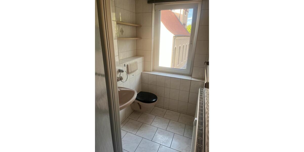 Etagenwohnung Schmölln - 3 Zimmer, 72 m&sup2;, 600&euro; | Angebot:26663871