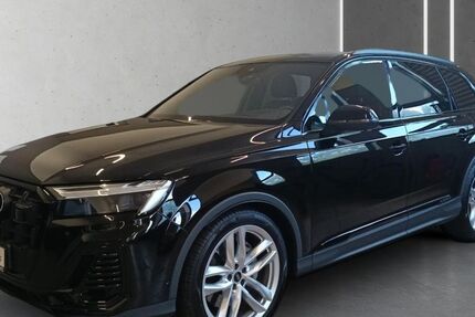 Audi Q7 13.921 km 72.579 &euro; Gera 07546