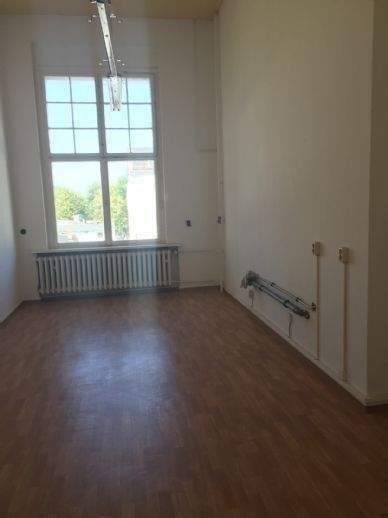 Gewerbeobjekt Gera Zwötzen - 2 Zimmer, 50 m&sup2;, 160&euro; | Angebot:25877234