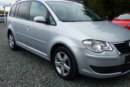VW Touran 212.676 km 3.890 € Hermsdorf/Schleifreisen 07629