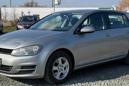 VW Golf 158.454 km 9.850 &euro; Hermsdorf/Schleifreisen 07629