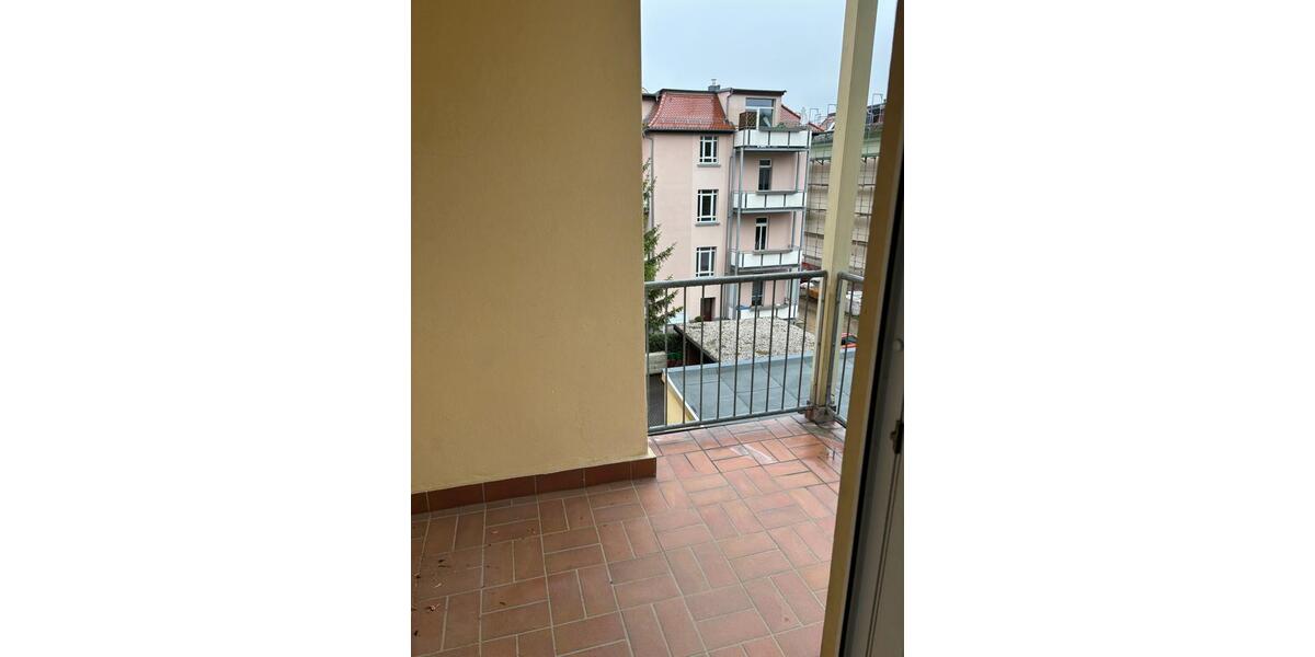 Etagenwohnung Gera Debschwitz - 3 Zimmer, 74 m&sup2;, 460&euro; | Angebot:26532565