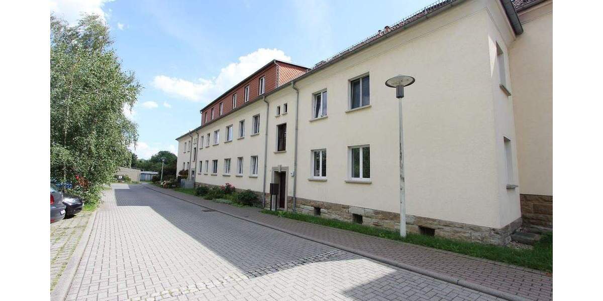 Etagenwohnung Gera Innenstadt - 3 Zimmer, 65 m&sup2;, 375&euro; | Angebot:25337846