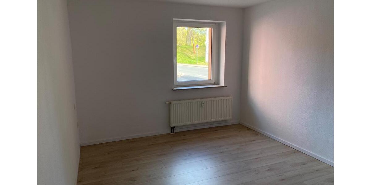Erdgeschoßwohnung Neukirchen/Pleiße Pleiße - 3 Zimmer, 67 m&sup2;, 390&euro; | Angebot:26326775