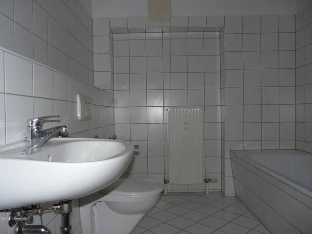Etagenwohnung Crimmitschau - 2 Zimmer, 51 m&sup2;, 350&euro; | Angebot:26228773