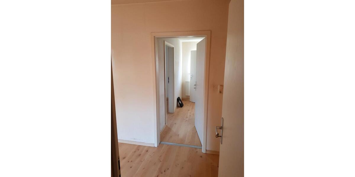Erdgeschoßwohnung Meuselwitz - 2 Zimmer, 49 m&sup2;, 295&euro; | Angebot:26346016
