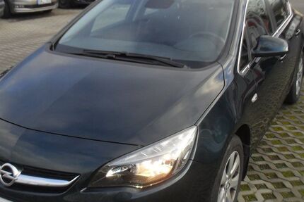 Opel Astra 65.002 km 9.365 &euro; Schkölen 07619